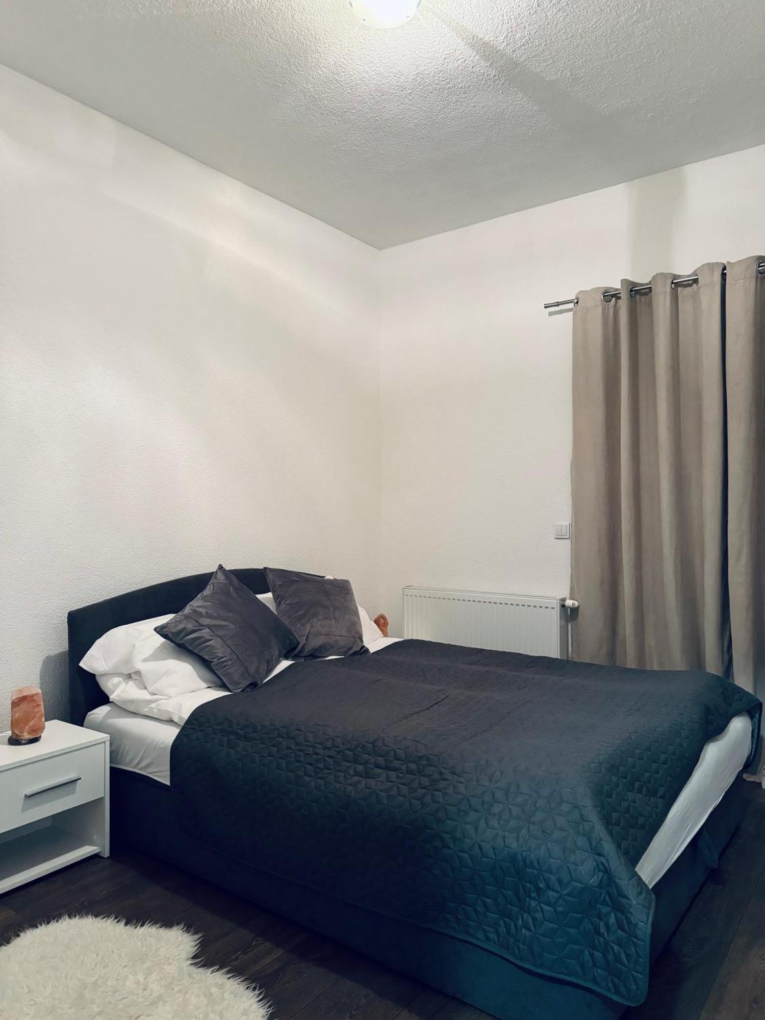 Gianni's Apartma
